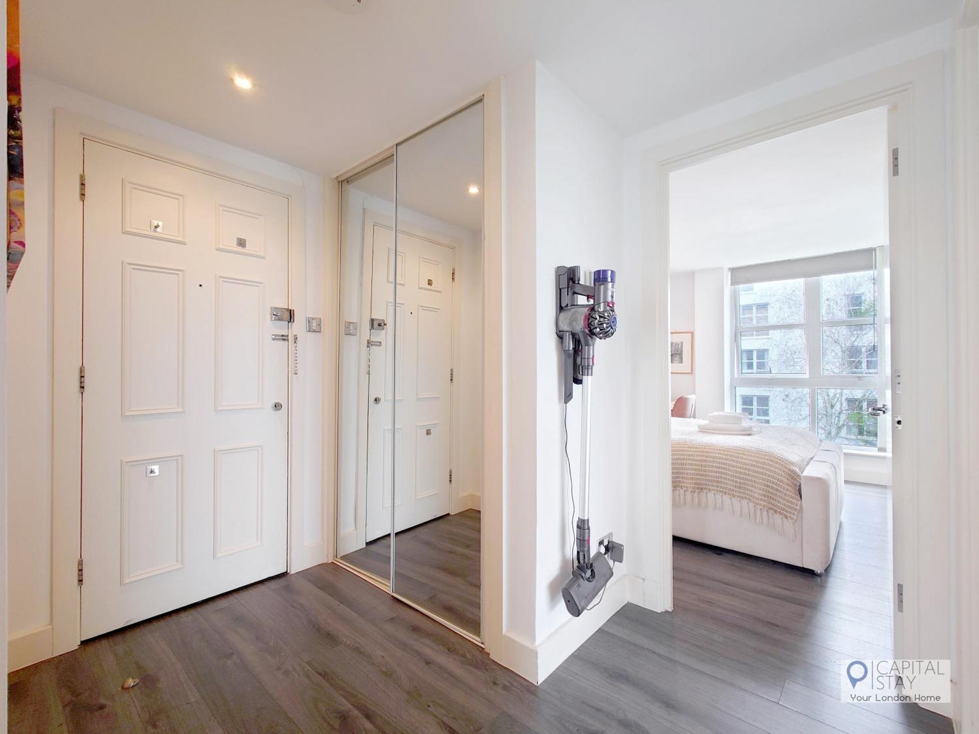 Apartment Deluxe Serviced Two Bed